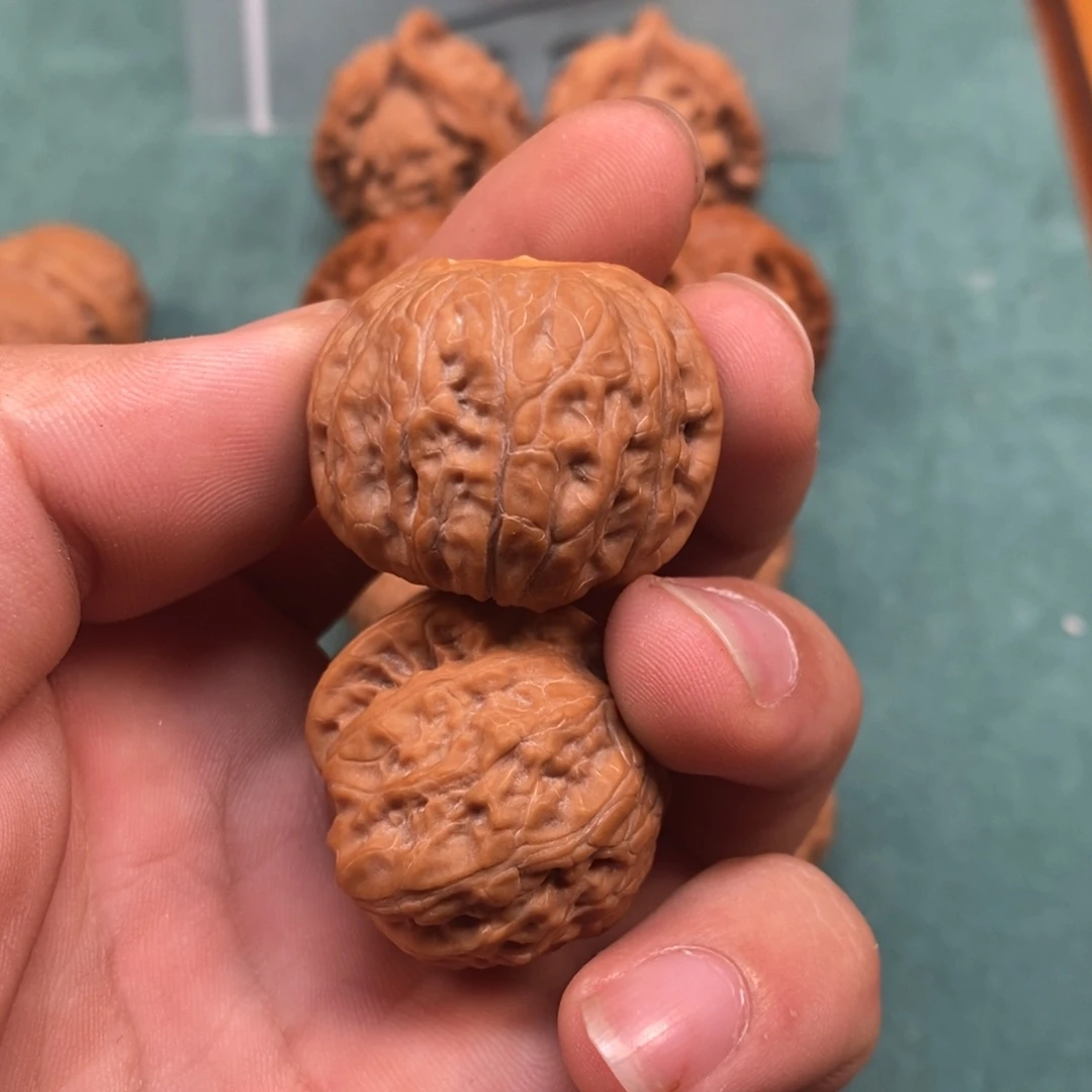 龙***繁吊坠文玩核桃hhjkkklll