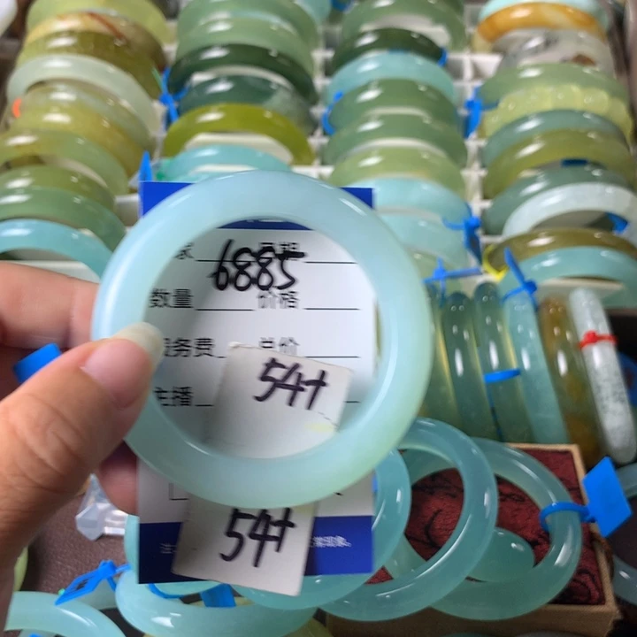 蛇纹石玉未镶嵌手镯6885