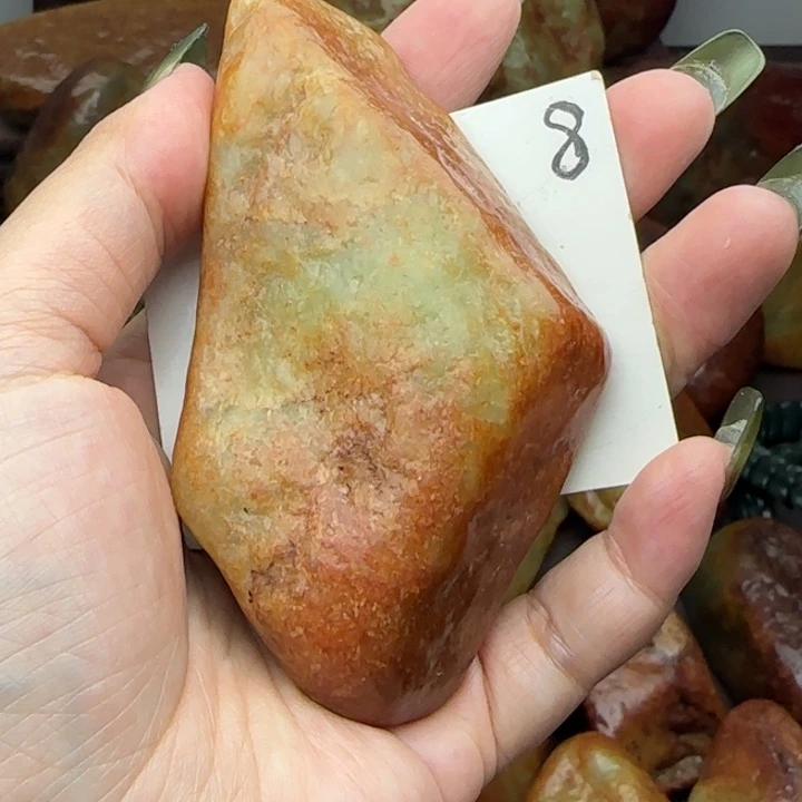 透闪石质玉未镶嵌珠宝奇石