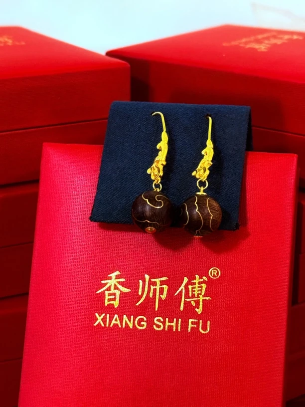 沉香吊坠18k金镶嵌设计大凤凰耳钩