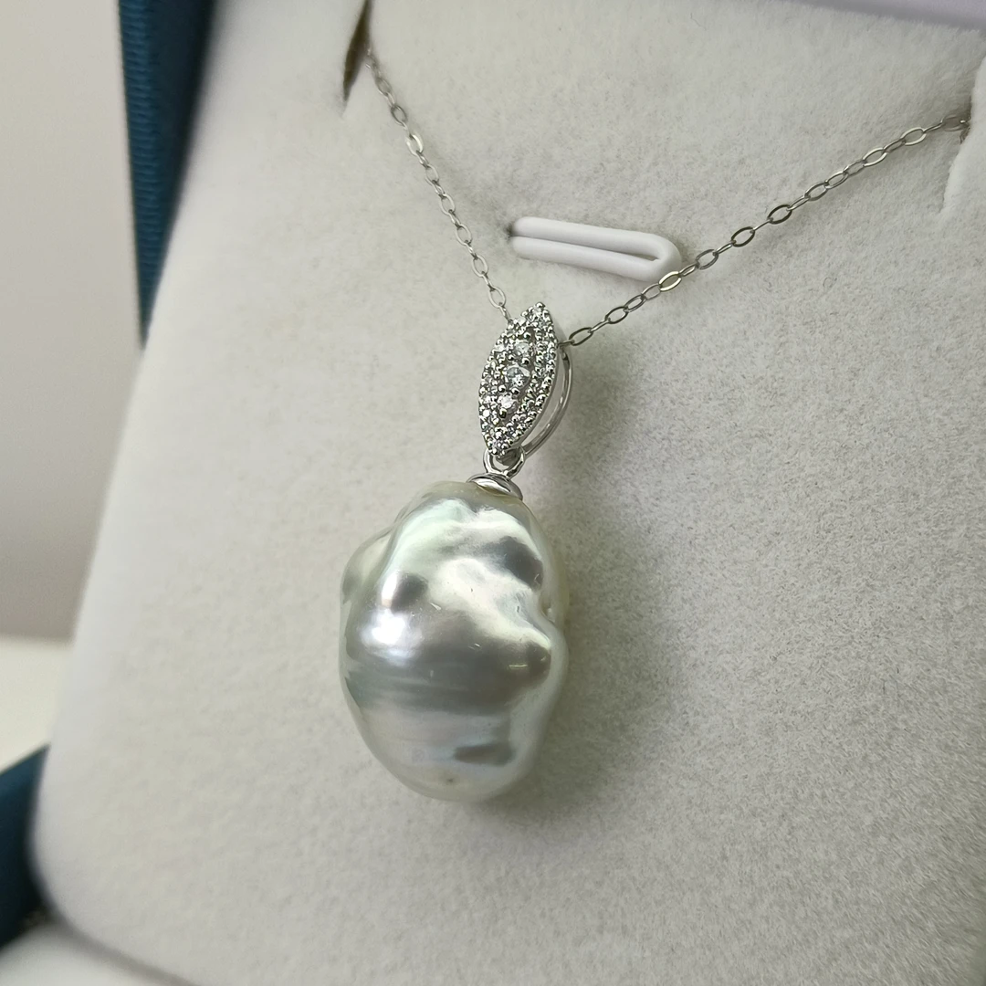 【瑞米珍珠】澳白巴洛克镶钻叶子18k吊坠（多样性发）