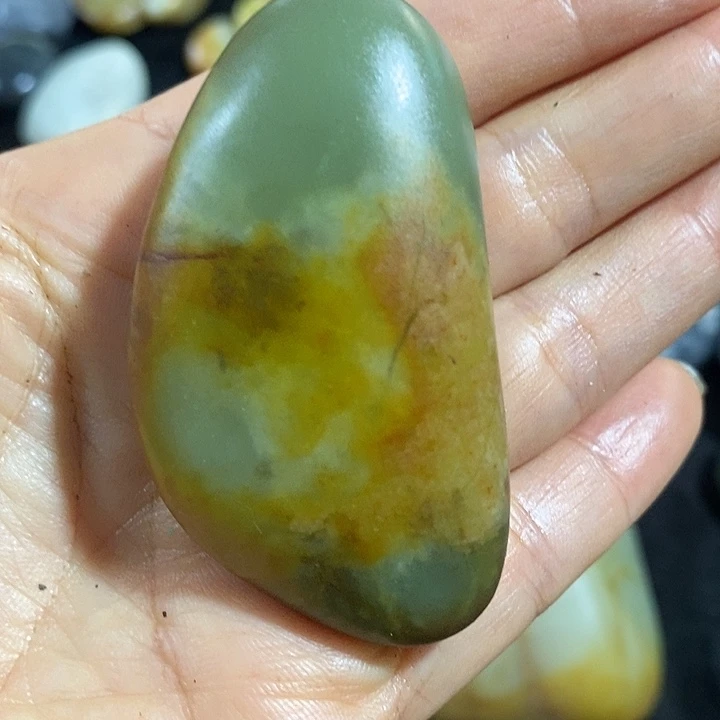 未镶嵌和田玉（糖玉）挂件