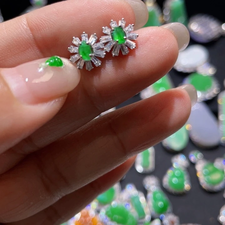 翡翠银S925镶嵌颈饰