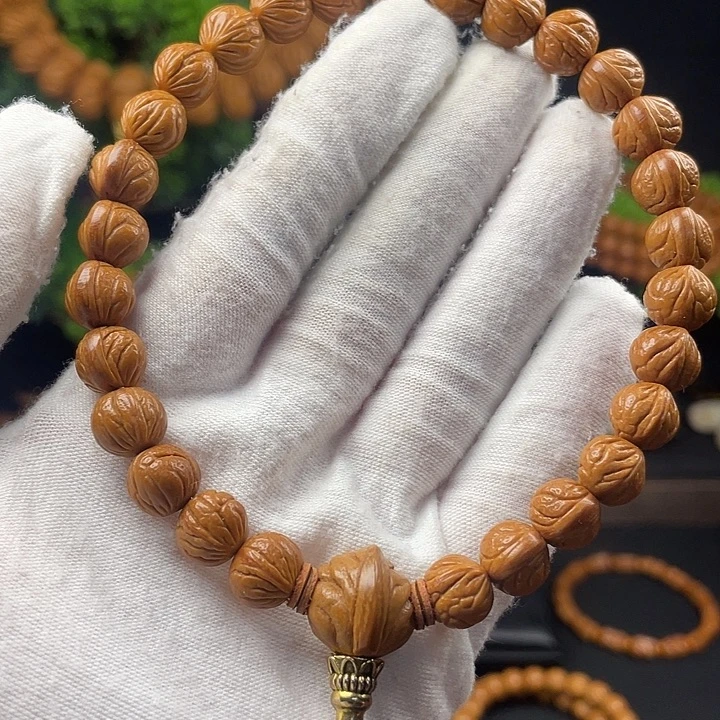 金***l桃核吊坠秦岭龙纹桃核