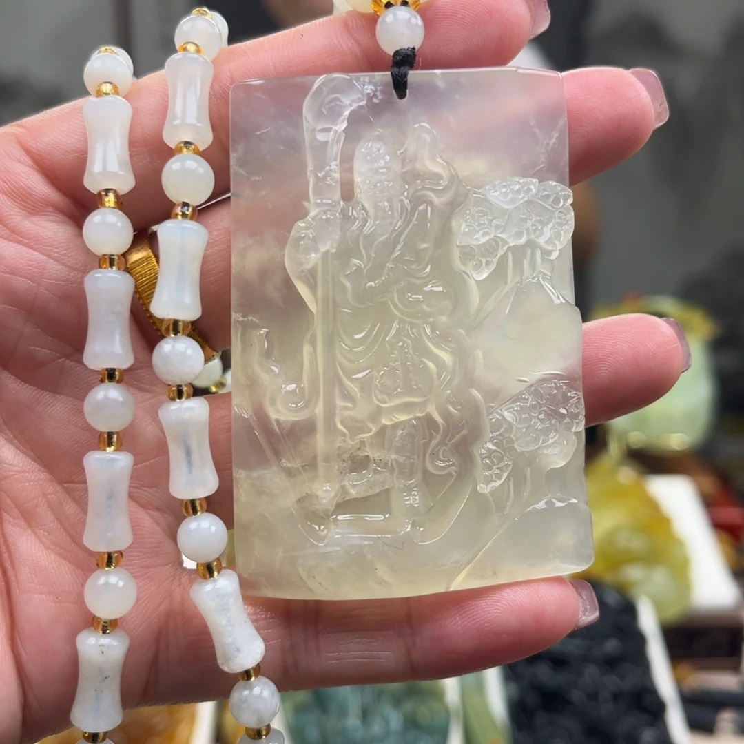 岫玉未镶嵌颈饰挂件