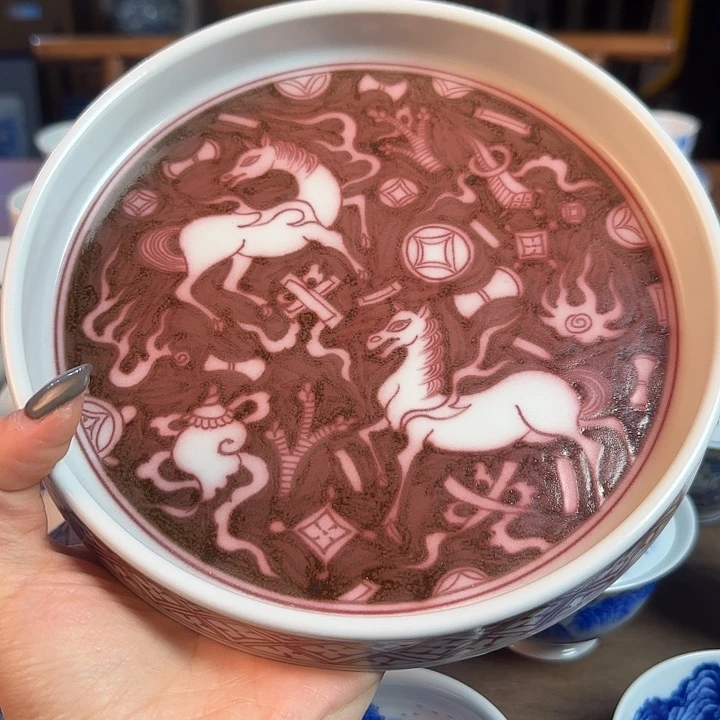 名窑口 釉里红马宝纹壶承放漏放漏