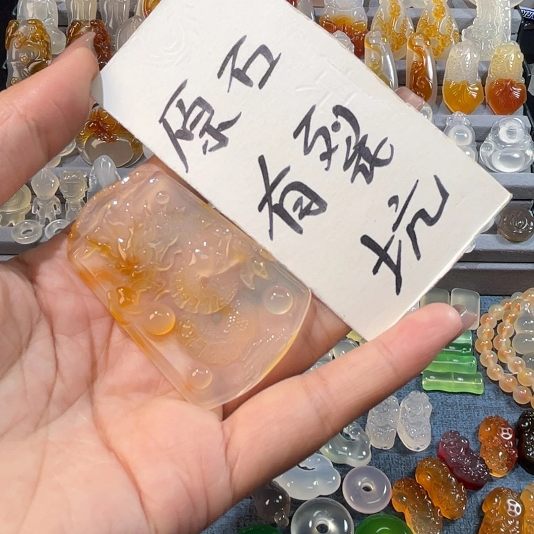 玛瑙/玉髓未镶嵌颈饰