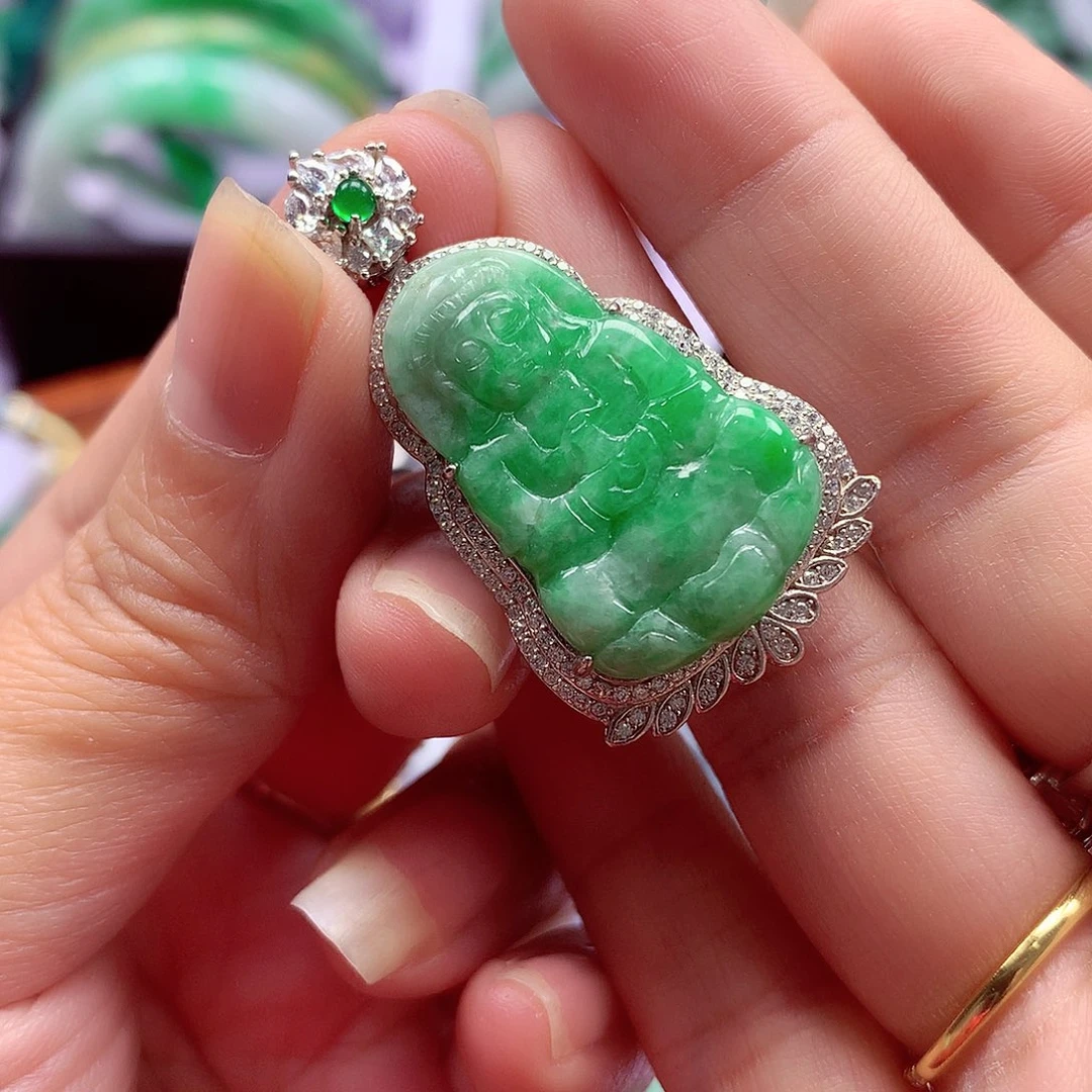 翡翠银S925镶嵌颈饰翡翠