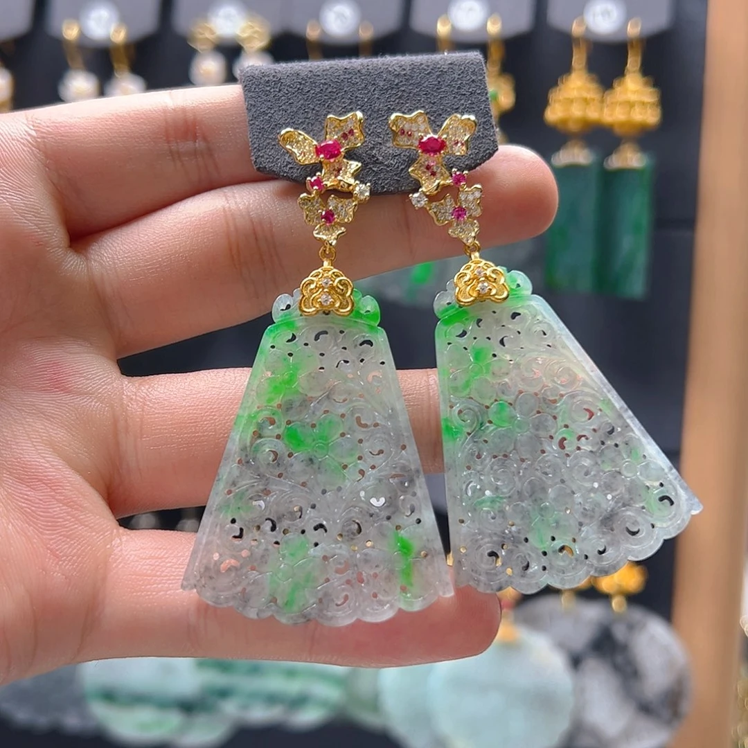 未镶嵌翡翠耳饰翡翠