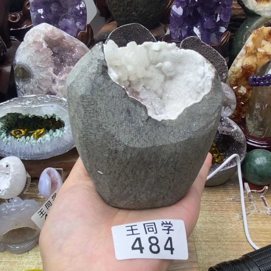 未镶嵌珠宝半成品水晶484