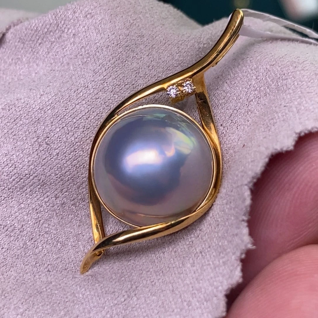 18K金镶嵌颈饰拼合珍珠（马贝珠）