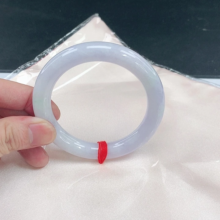 翡翠未镶嵌手镯圈56。04195