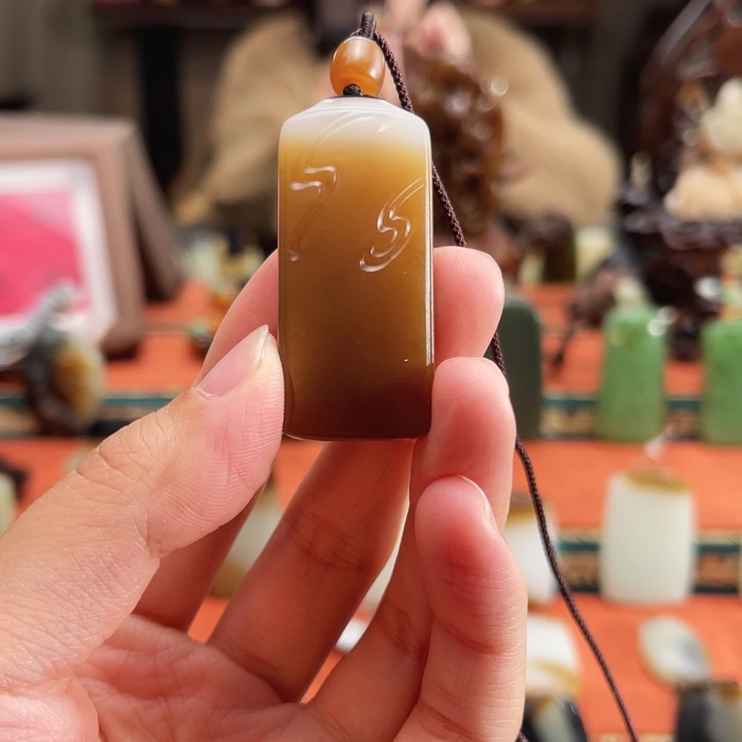 和田玉颈饰未镶嵌籿*