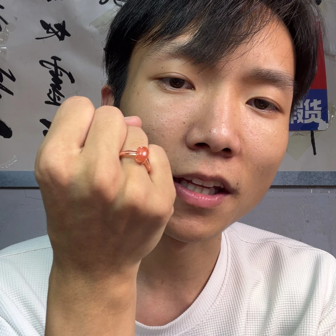 颈饰未镶嵌南红玛瑙多样性云南高端南红戒指