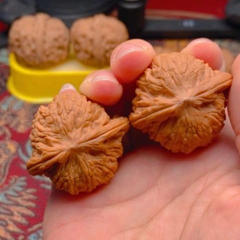 玮***然把件文玩核桃磨盘