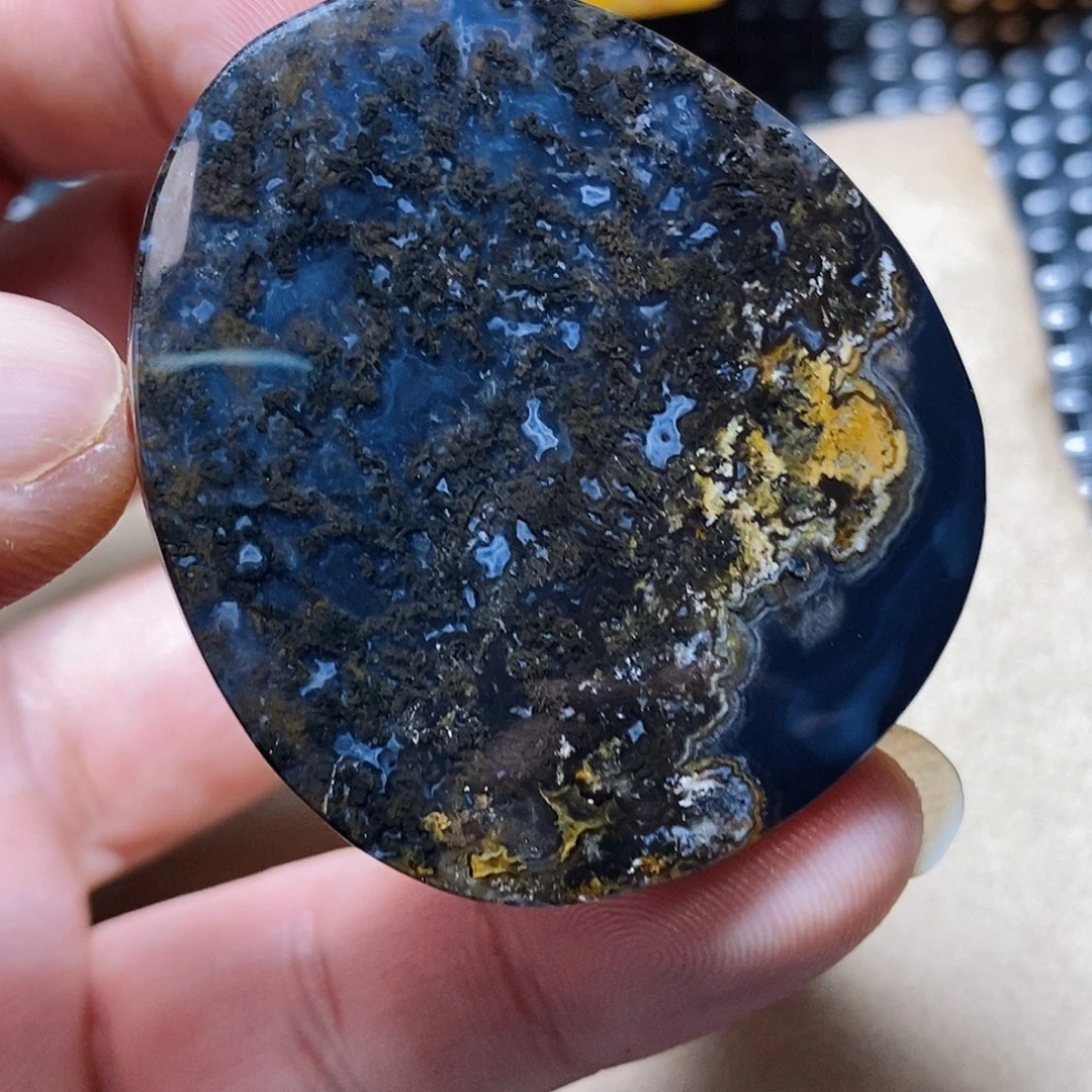 玛瑙/玉髓颈饰未镶嵌快**生