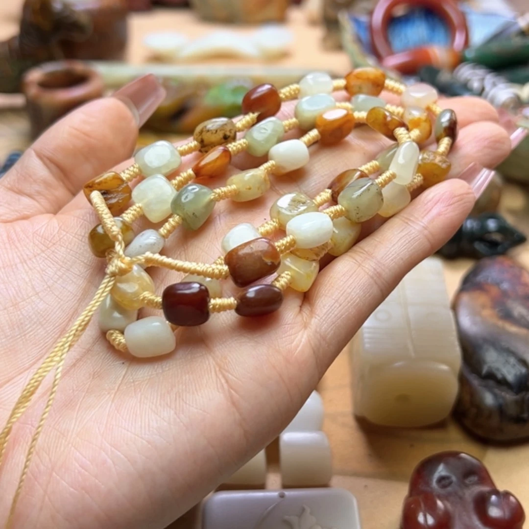 【闪购商品】蛇纹石玉颈饰未镶嵌