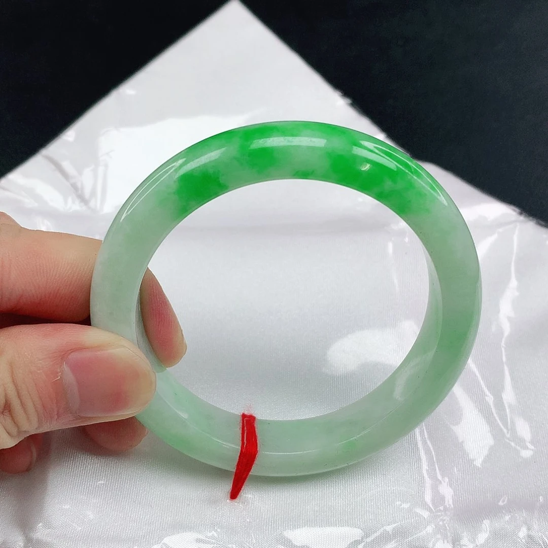 翡翠手镯未镶嵌李**_圈55.5。3408