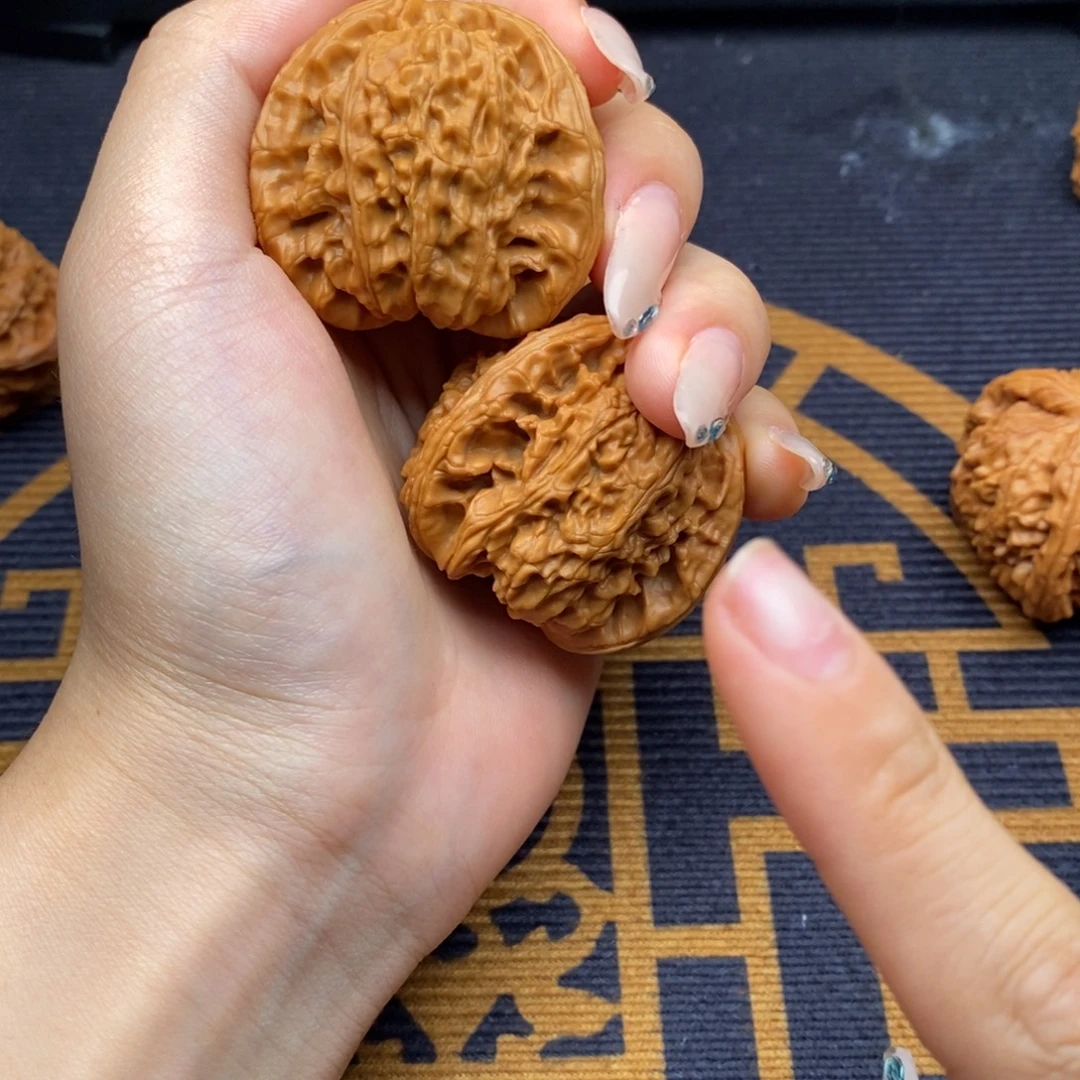 决***协吊坠文玩核桃白狮子