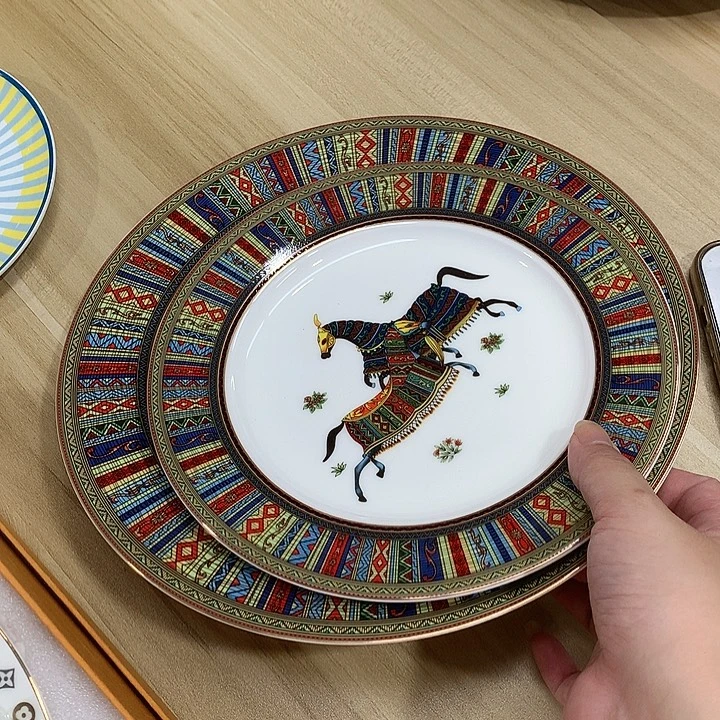 瓷片咖啡☕️？咖啡☕️？