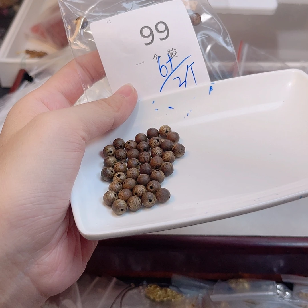 珠宝半成品水晶未镶嵌99 。