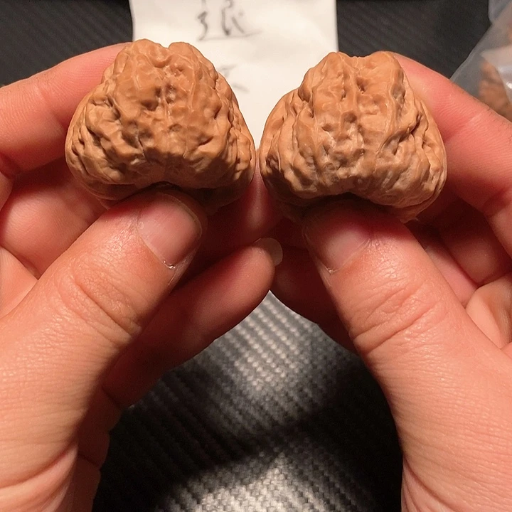 文玩核桃吊坠蛤蟆