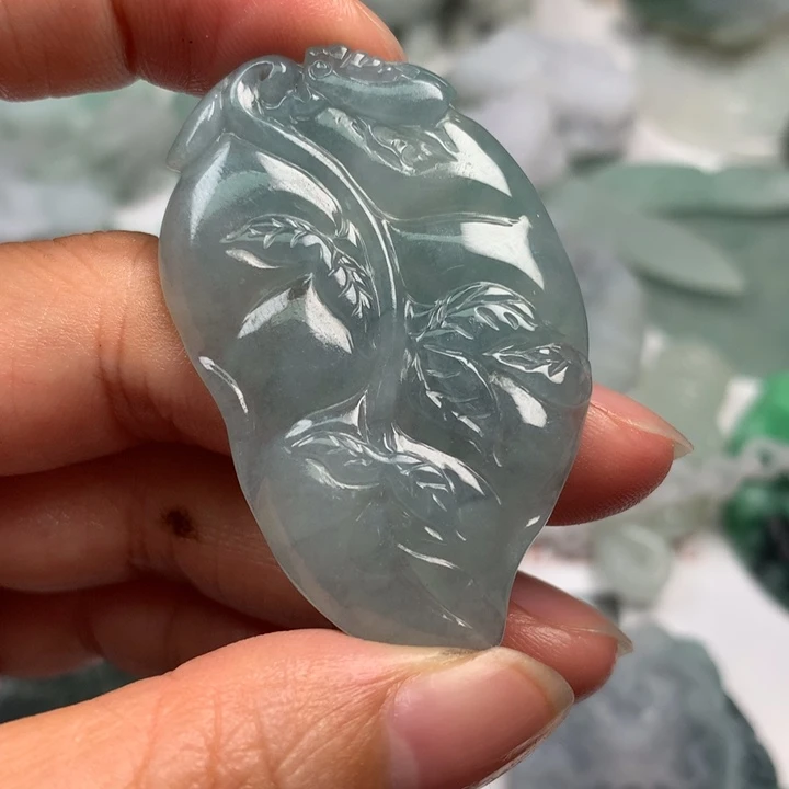 颈饰未镶嵌翡翠翡翠