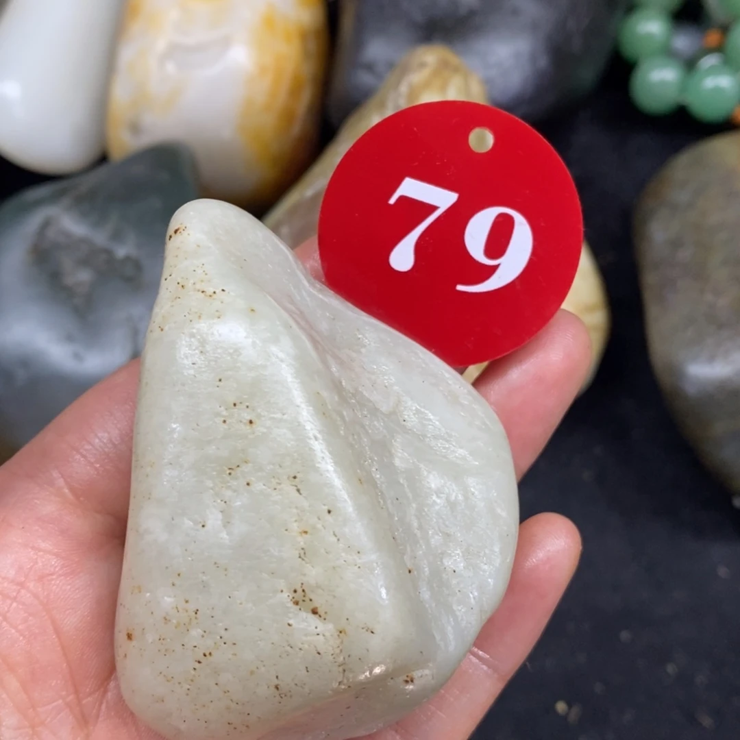 未镶嵌和田玉挂件