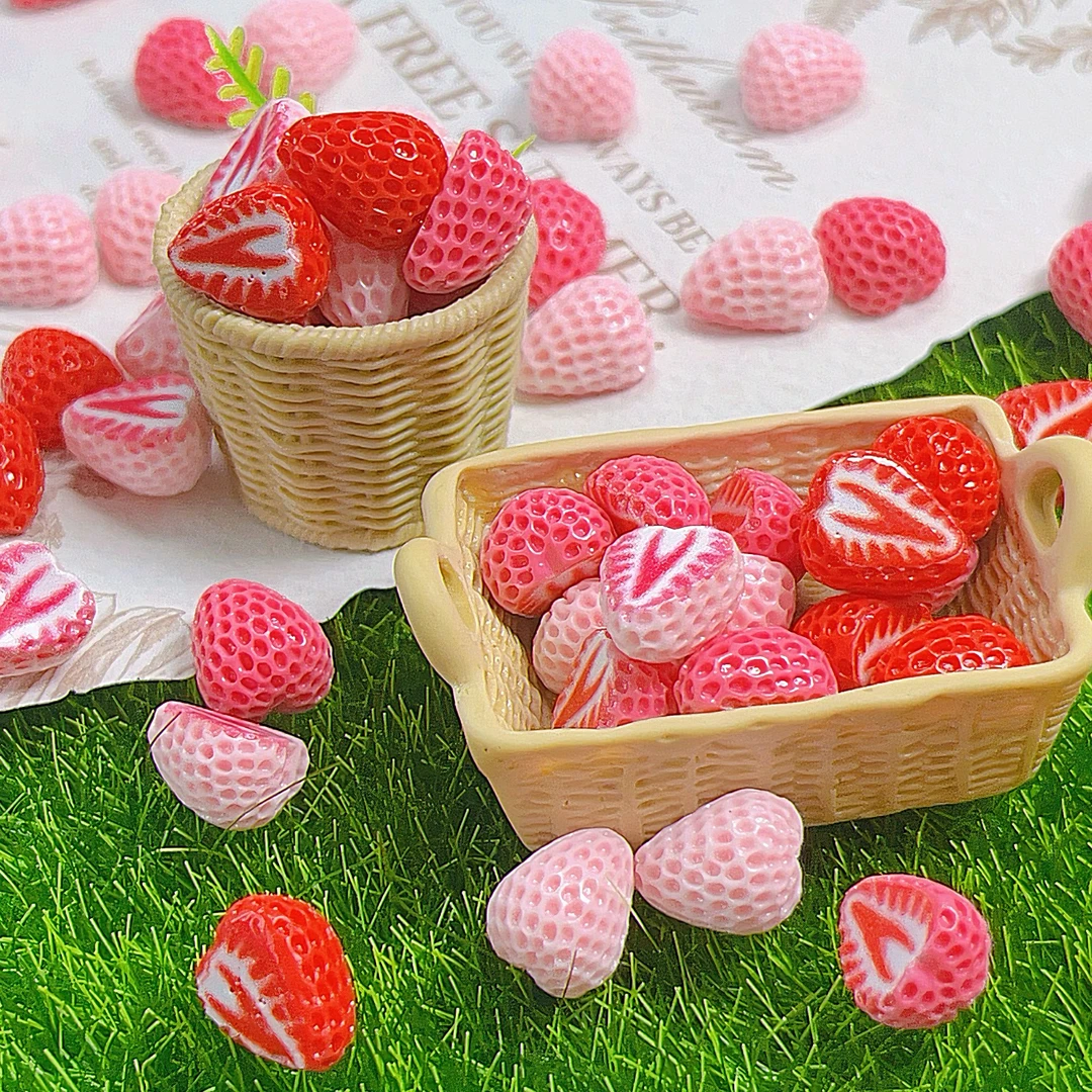 朵儿定制-半个草莓-定制食玩配件胶树脂diy手工百搭爆款
