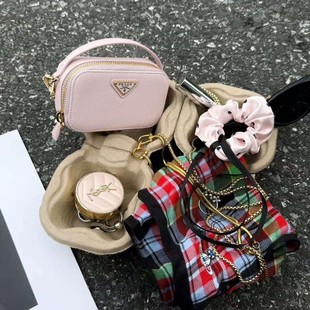 95新 Prada/普拉达 【小考拉】PRADA 雪花粉mini单肩时尚斜挎包
