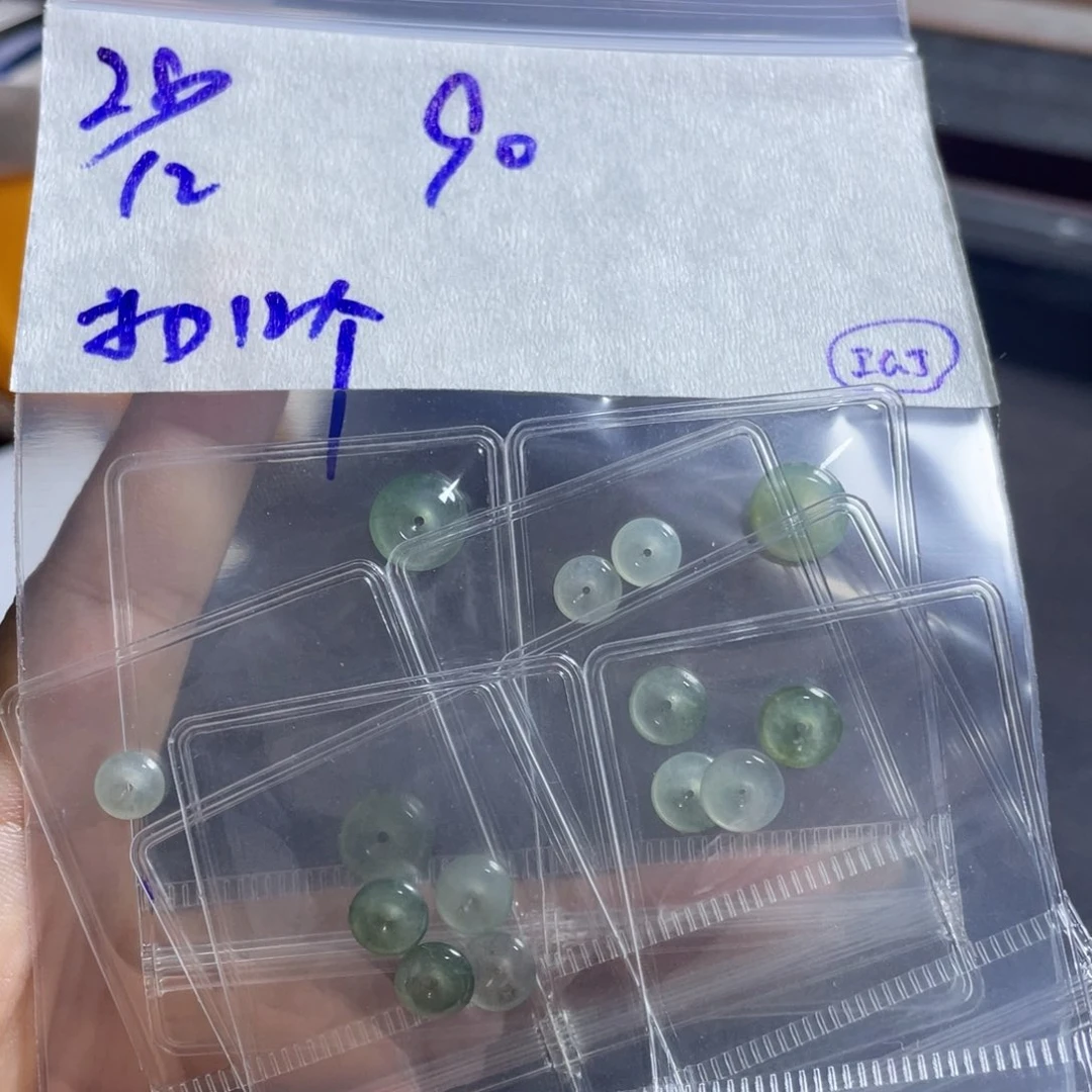 未镶嵌定制翡翠翡翠平安扣