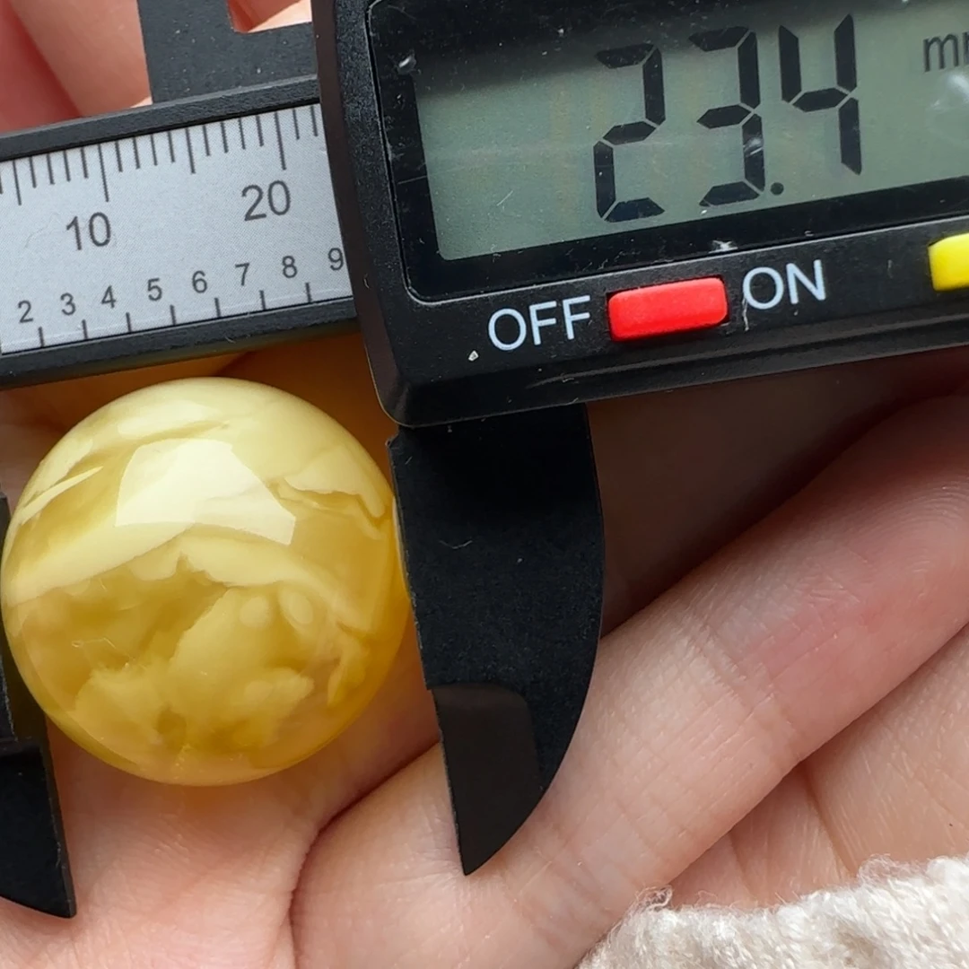 蜜蜡未镶嵌裸石微瑕飘花圆珠