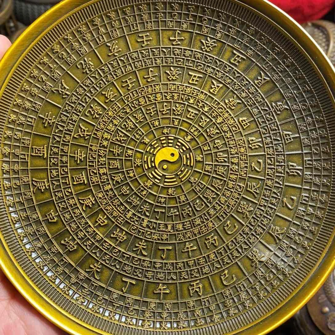 精美铜器做工精良