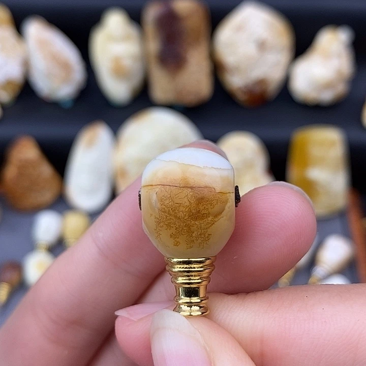 裸石琥珀未镶嵌14三通b938