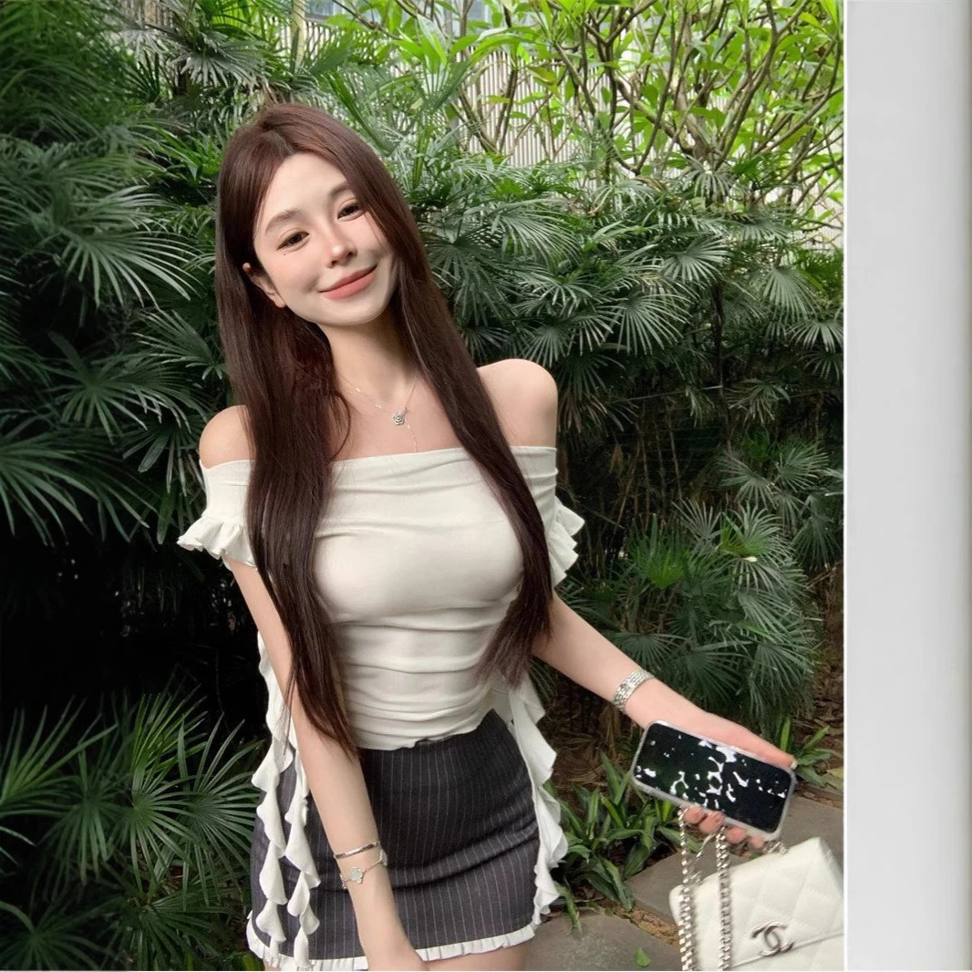 纯欲个性甜辣妹一字领露肩短袖T恤女夏季荷叶边飘带短款紧身上衣