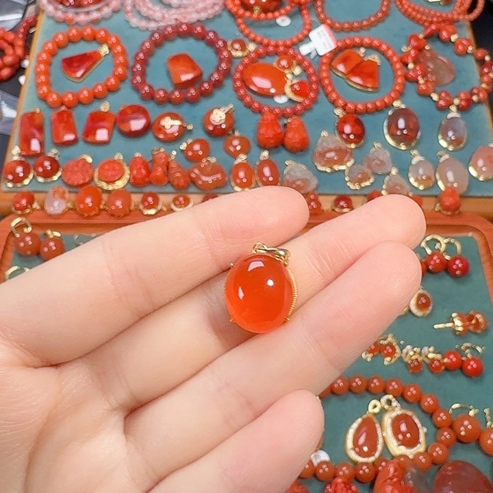 南红玛瑙银S925镶嵌耳饰