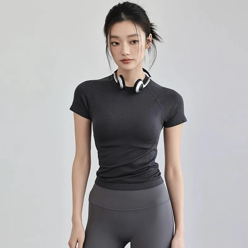 夏季女修身速干薄款简约运动上衣跑步训练气质休闲健身服圆领短袖