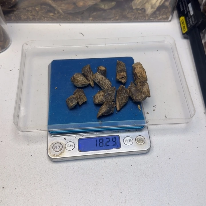 沉香沉香碎屑香料