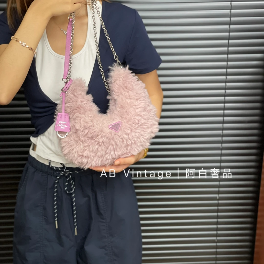 95新 Prada/普拉达 阿白奢品/毛毛豌豆包