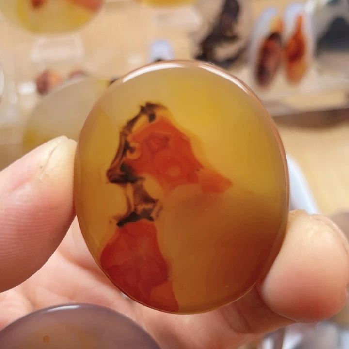 玛瑙/玉髓吊坠未镶嵌言*