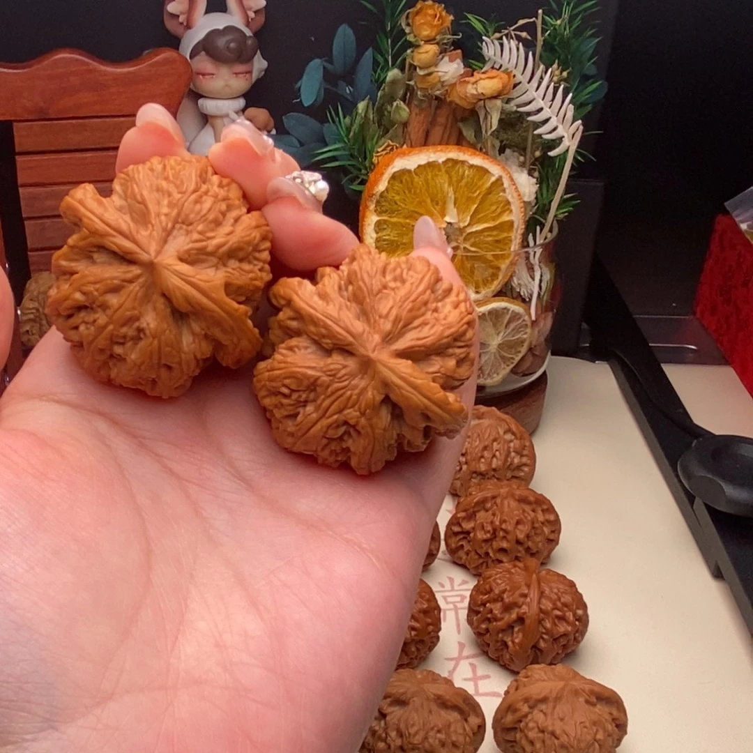 桃核把件大粗筋45