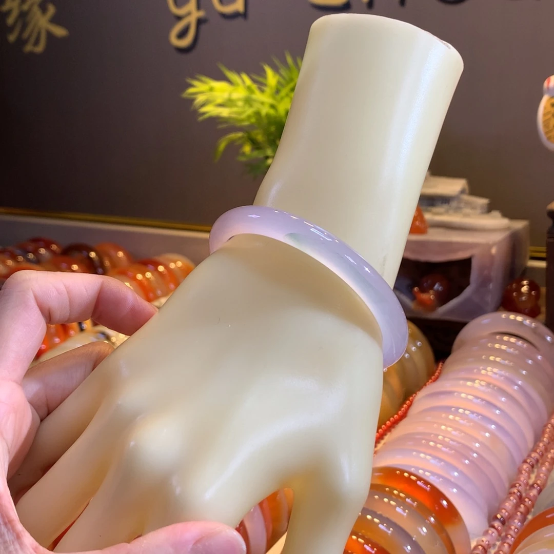 玛瑙/玉髓未镶嵌手镯77号