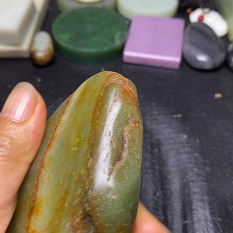 未镶嵌和田玉摆件