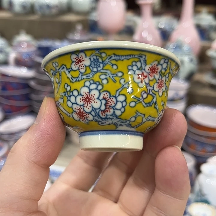 摆件////////景德镇陶瓷杯子。黄。