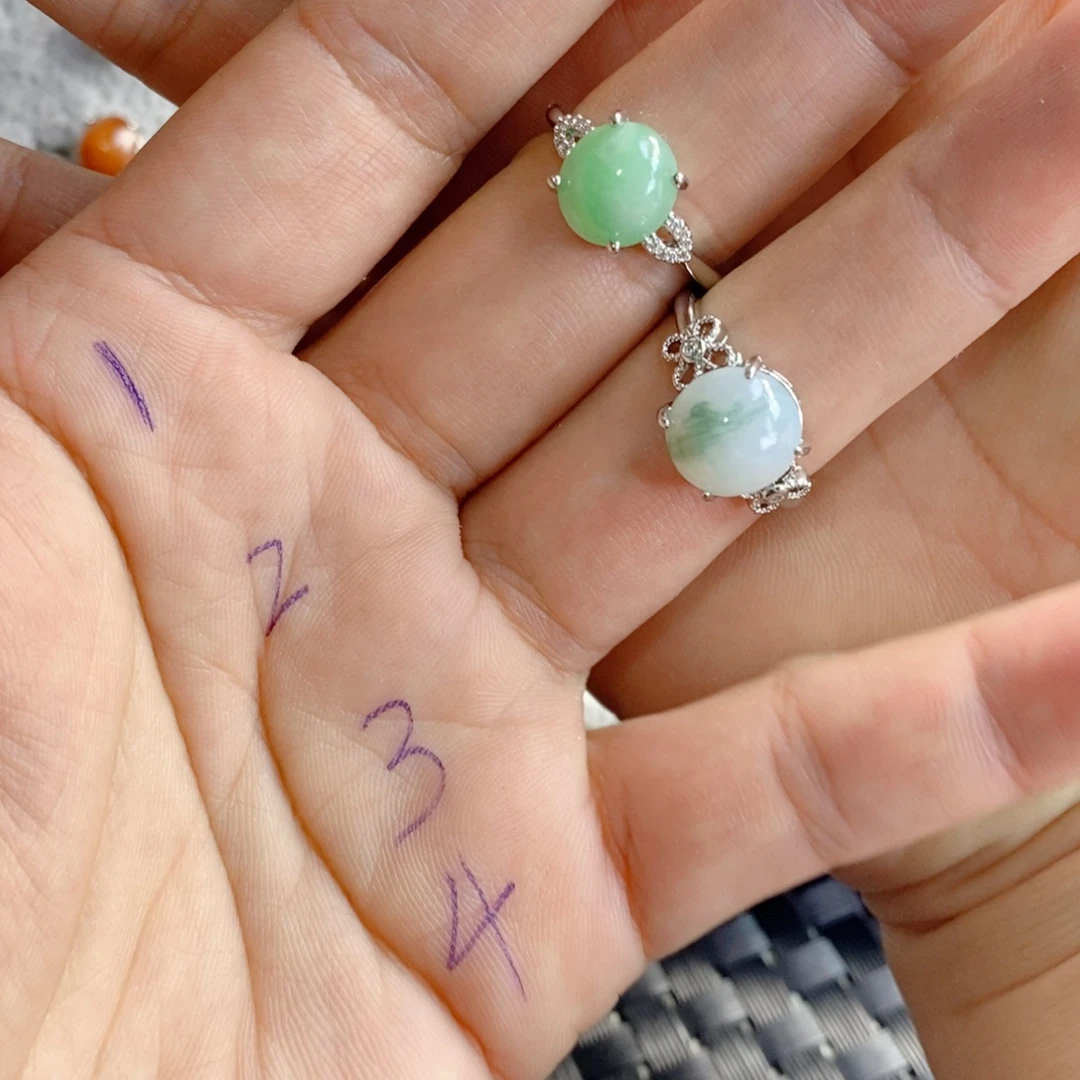 马***师未镶嵌戒指翡翠缅甸