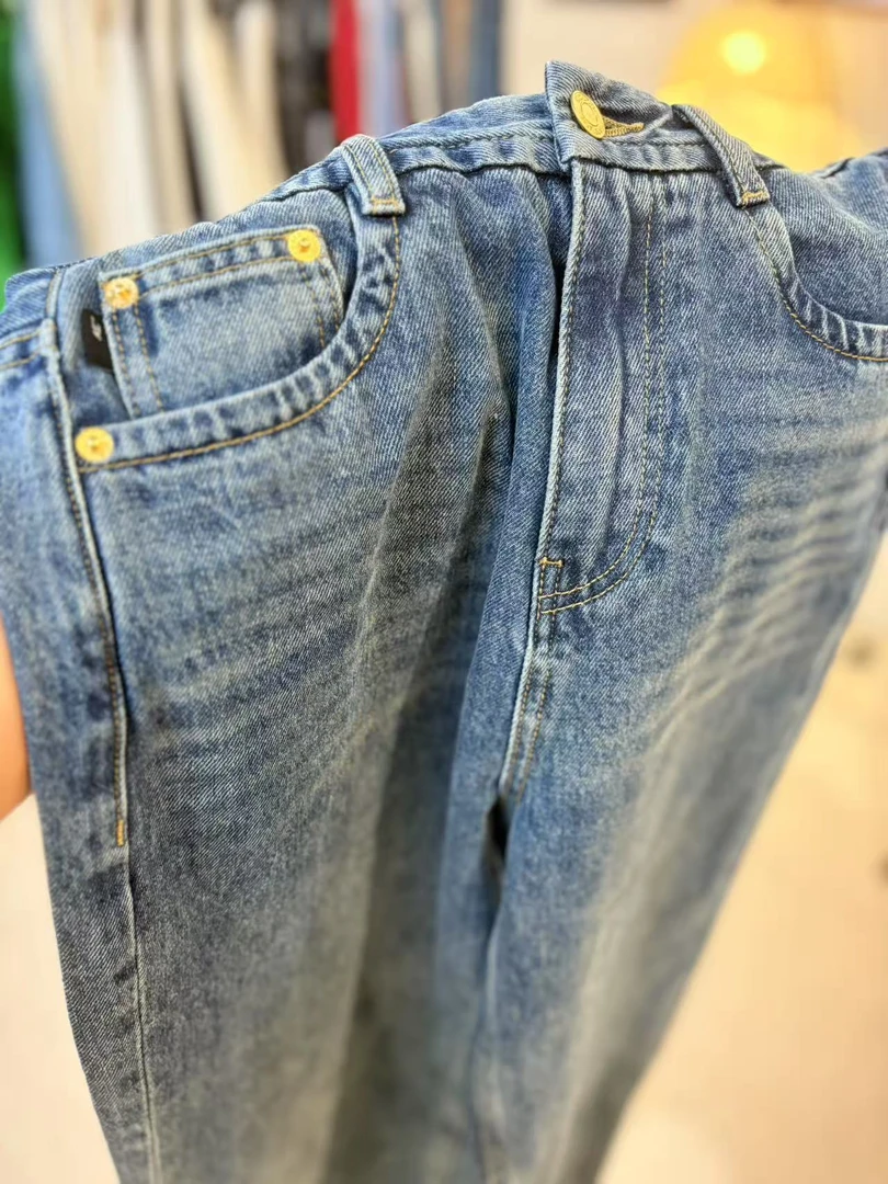 [十一] 品牌撤柜微瑕  蓝色直筒春夏季修身小脚 浅蓝牛仔裤ZK228
