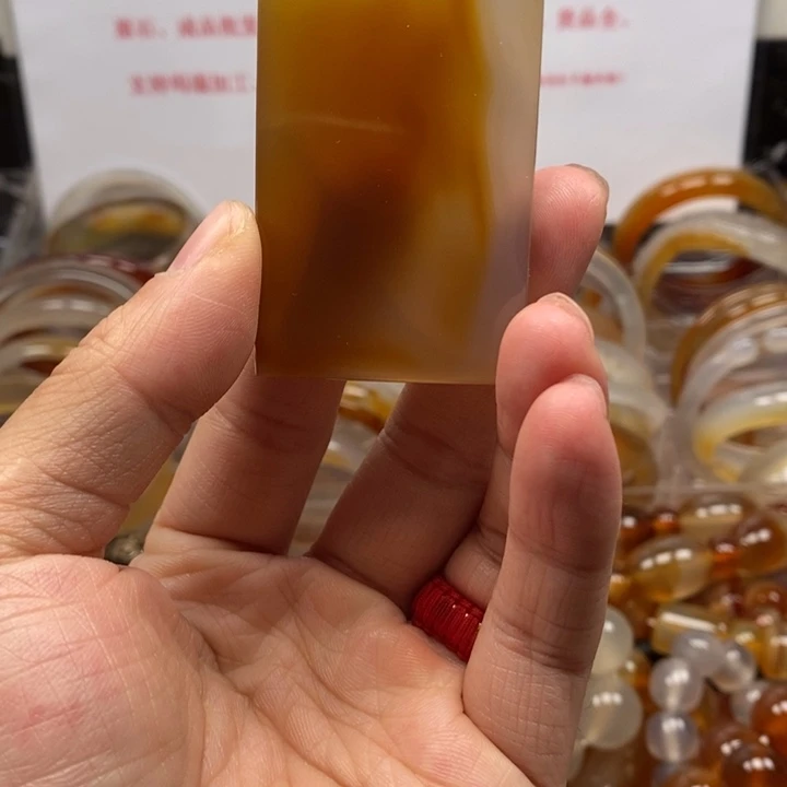 玛瑙/玉髓手串未镶嵌袁**丶