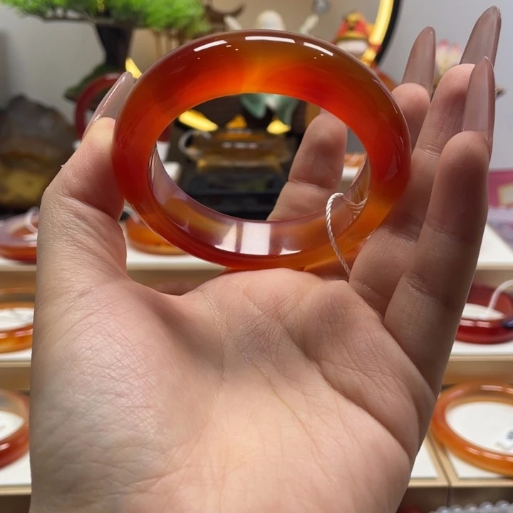 玛瑙/玉髓未镶嵌手镯