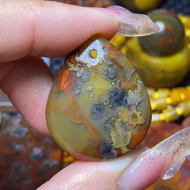 玛瑙/玉髓颈饰足银镀金镶嵌