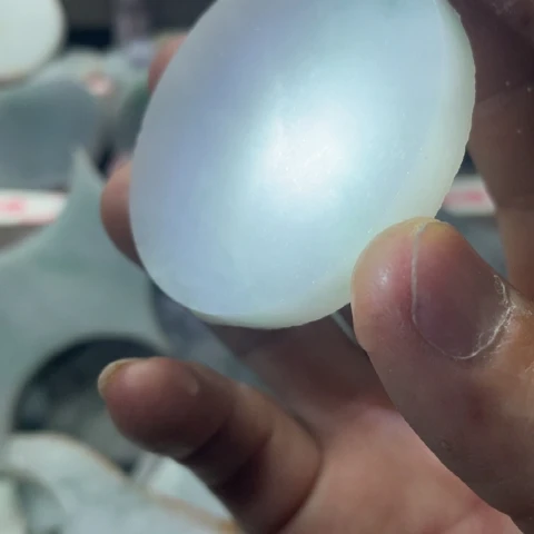 翡翠未镶嵌颈饰翡翠手镯心